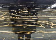 Płytki podłogowe Gold Veins w kolorze czarnego marmuru. Polerowane wykończenie powierzchni