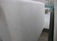 Klasyczne białe bryły z naturalnego kamienia 100% naturalnego marmuru